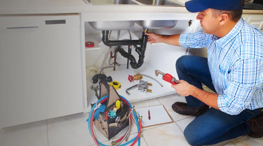 Expert burst pipe repair services in Carmen, OK